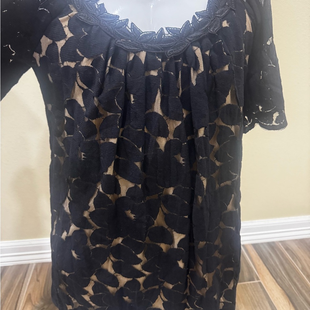 Karen Kane Black Floral Lace Blouse